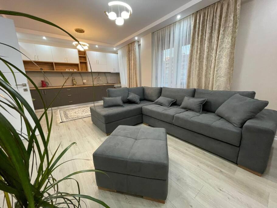 Melody Apartment In Korce Exterior foto